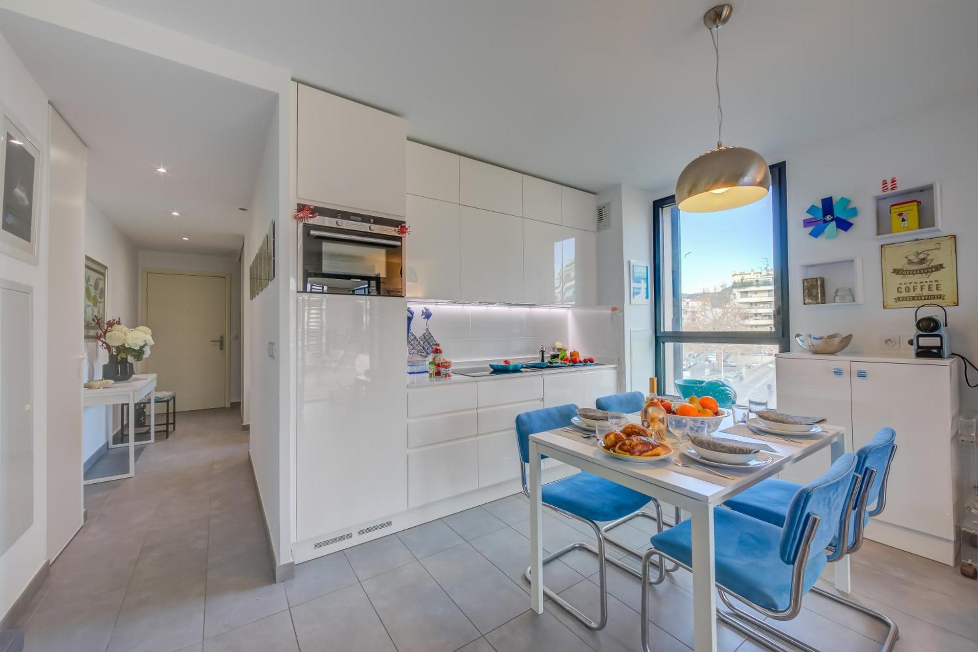 Liberation Apartment *